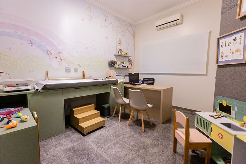 Sala de atendimento pediátrico